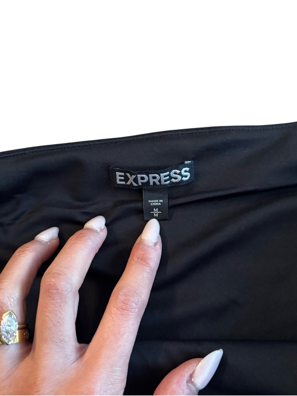 Express Black and Silver Sequin Geometric Mini Skirt - Picture 4 of 5